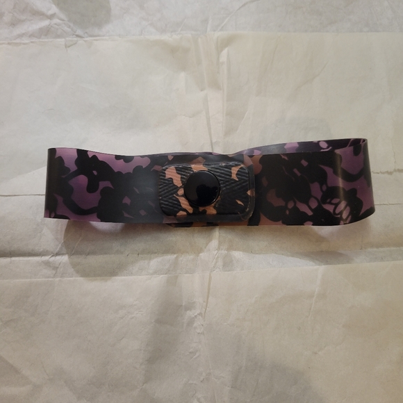 Westward Bound Bordelle-L'Amour Latex Set - Picture 11 of 16